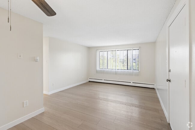 Interior Photo - Orchard Glen Apartments