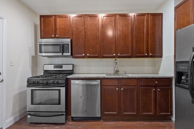 Foto del edificio - 615 15th St