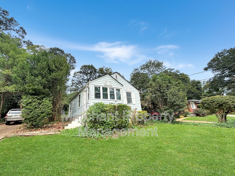 Photo - 210 Ashley Avenue