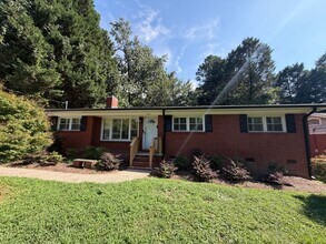 Building Photo - 4920 Raymond Pl