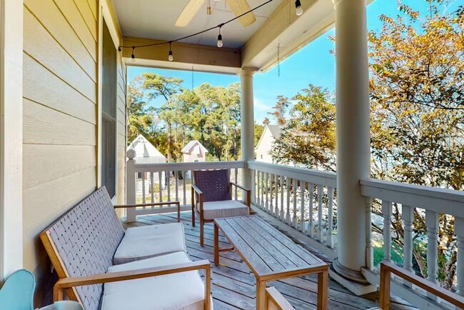 Building Photo - Long term rental in Manteo