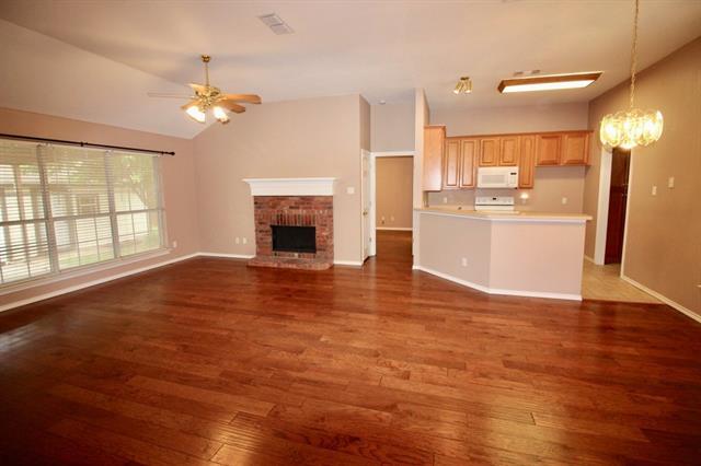 Building Photo - 102 Chimney Rock Ct