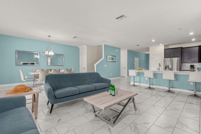 Building Photo - 1521 Flange Dr