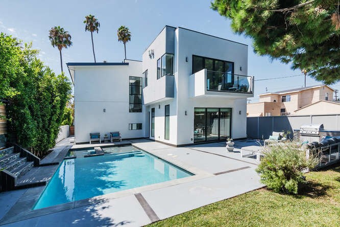 Foto principal - 616 N Fuller Ave