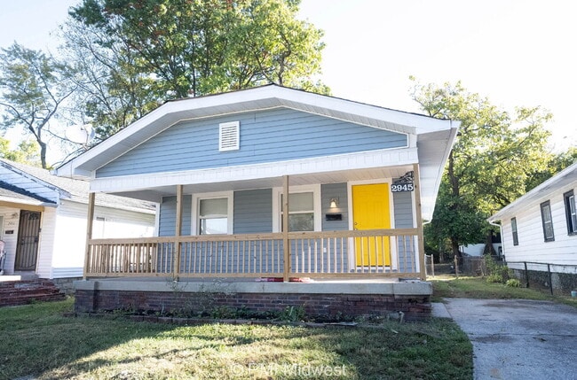 "Charming 3-Bed, 2-Bath Home in Indianapol... - "Charming 3-Bed, 2-Bath Home in Indianapol...