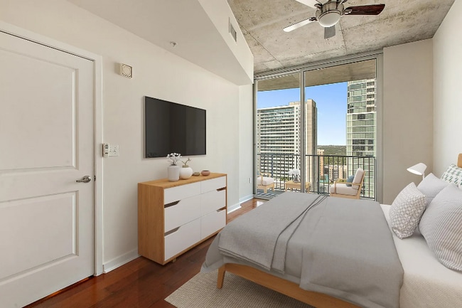 Building Photo - 360 Nueces St