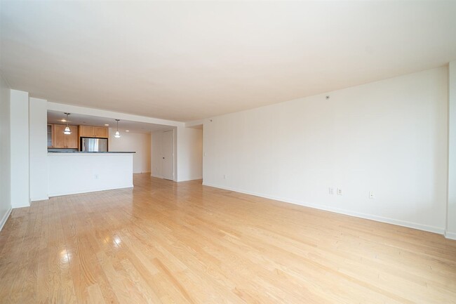 Foto del edificio - 700 Grove St