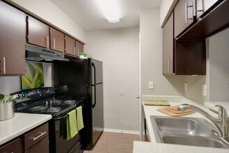 Crosby at Westchase Apts photo'