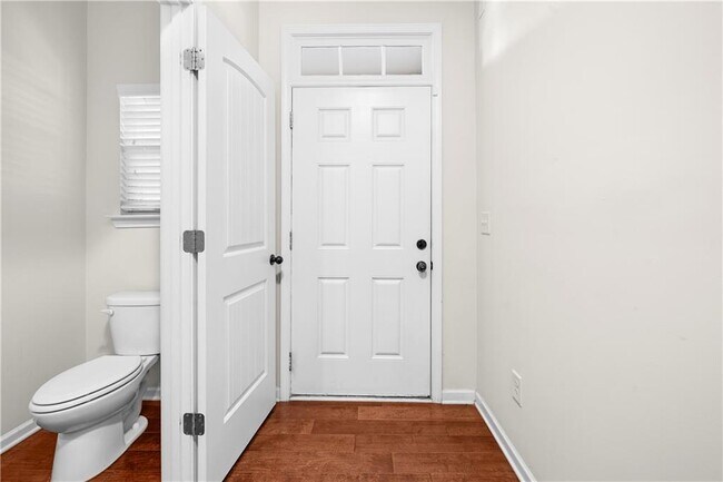 Foto del edificio - 2708 Morgan Glen Rd NE