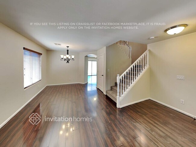 Building Photo - 1374 Matthews Dr