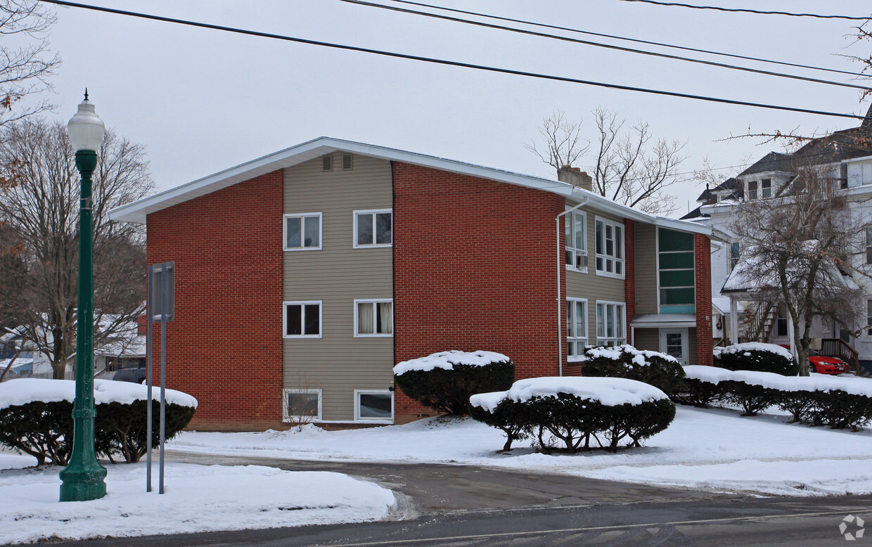 Primary Photo - Bel-Aire Apartments