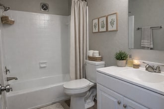 Interior Photo - Wind Crest Apartments and Townhomes MARCH MADNESS! SPECIALS AVAILABLE!