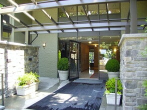Building Photo - 16250 Pacific Hwy