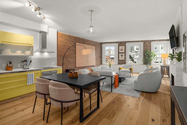 Building Photo - 354 Bowery-ID1035000P