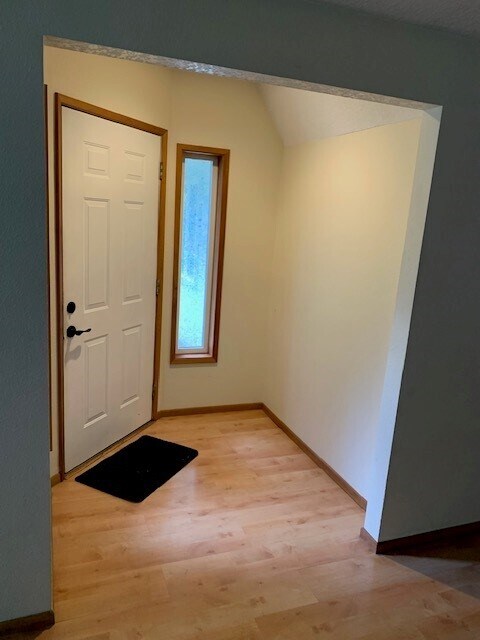 Foto del edificio - 5078 Madrona St