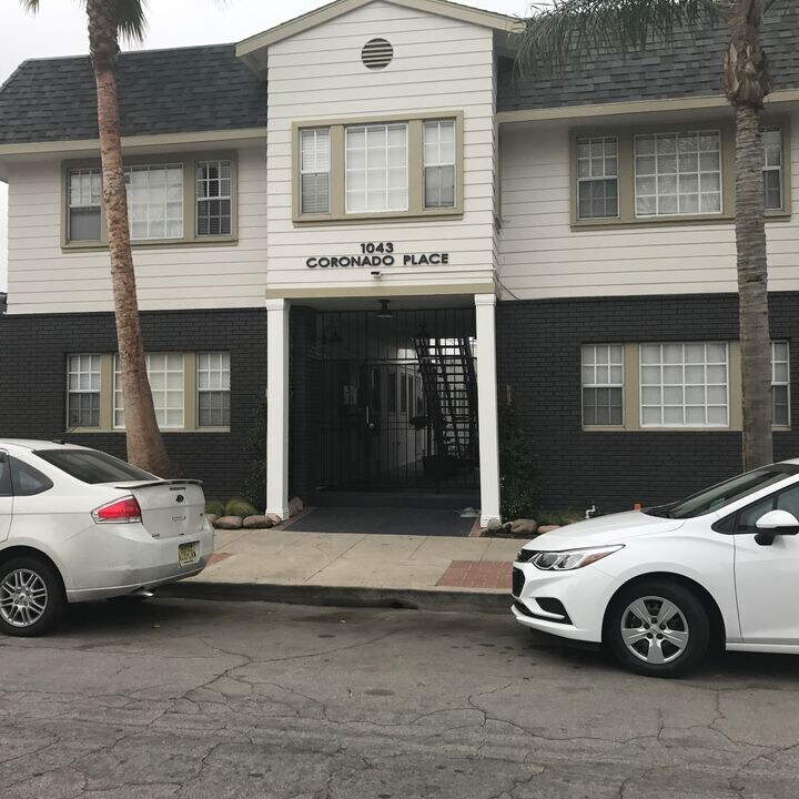 Primary Photo - 1043 Coronado Ave,