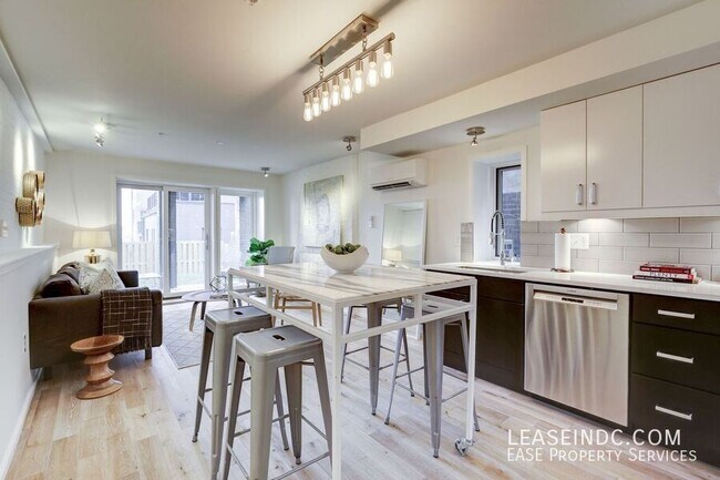 Foto del edificio - 1474 Belmont St NW