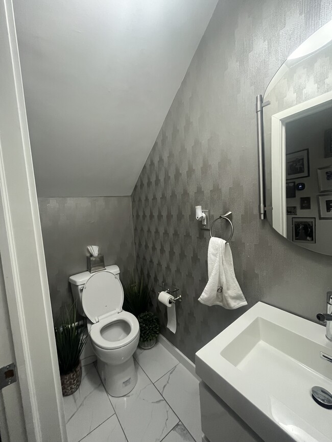 1st Floor Powder Room - 211 Brown St
