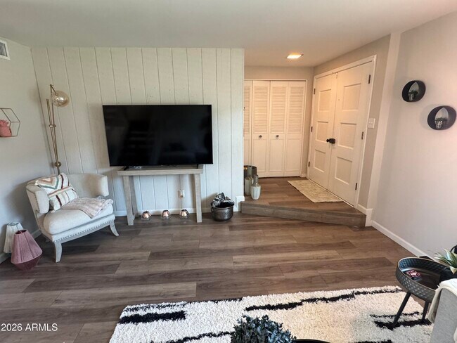 Foto del edificio - 5078 N 83rd St