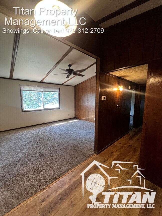 Building Photo - 1382 Maricopa Dr