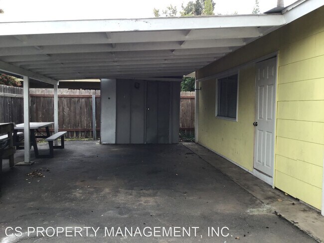 Foto del edificio - 2 br, 1 bath House - 388 K Street