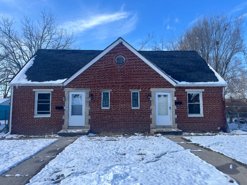 Foto principal - 721 Winston Dr