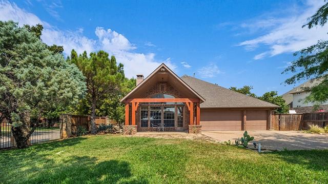 Building Photo - 881 Winchester Dr