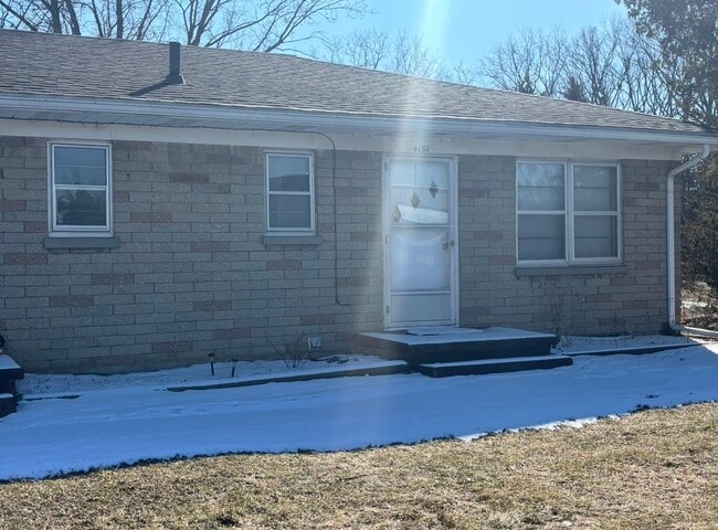 Building Photo - 4129 W Mount Hope Hwy