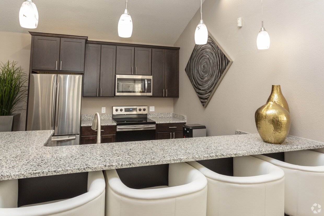 Clubhouse - Timber Chase at Sarasota Bay