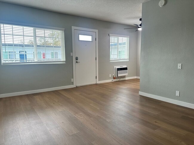 Interior Photo - Fair Oaks Apartments