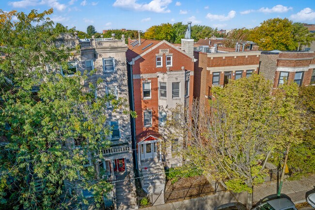 Foto del edificio - 2319-2551 N Southport Ave