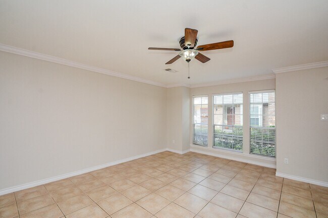Foto del edificio - 13282 Trail Hollow Dr