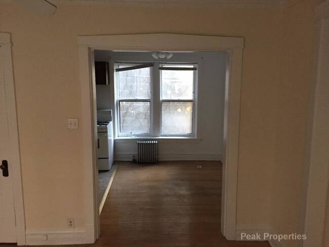 Foto del edificio - 543 W Arlington Pl