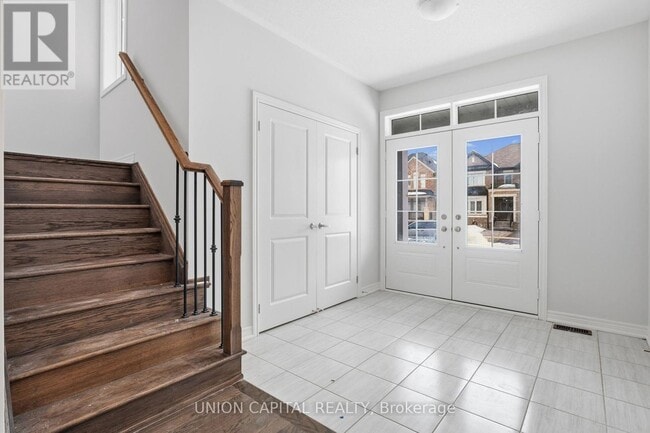 Building Photo - 943 Larter St