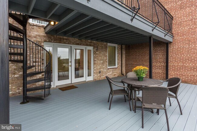 Foto del edificio - 3604 Prospect St NW