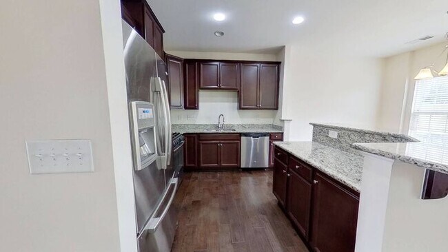 Building Photo - 7495 Red Mulberry Way