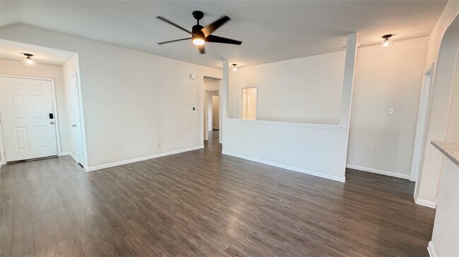 Building Photo - 25118 Falcon Castle Ln