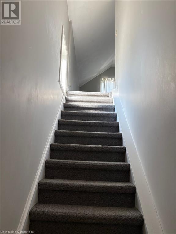 Building Photo - 25 St Leger St