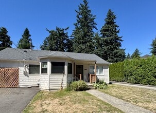 Building Photo - 1041 NE 106th Ave