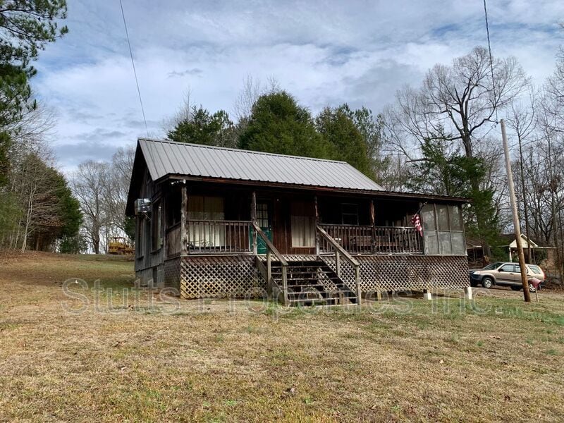 1400 Co Rd 65, Killen, AL 35645 House Rental in Killen, AL