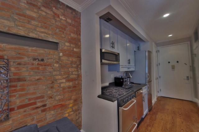 Building Photo - 3 bedroom in New York NY 10003