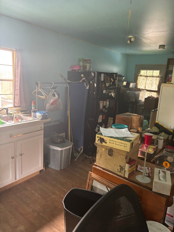 Building Photo - 11711 Bluebird Dr