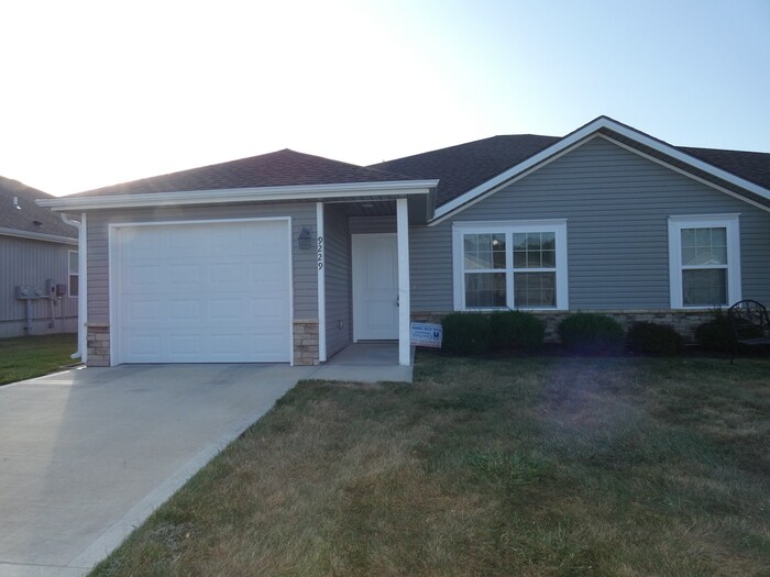 9229 N Gower Ave, Kansas City, MO 64154 Townhome Rentals in Kansas City MO