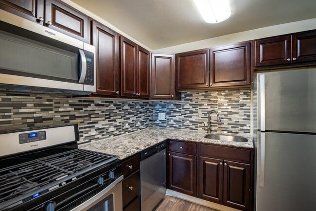 Building Photo - The Preserve at Owings Crossing Apartment Homes