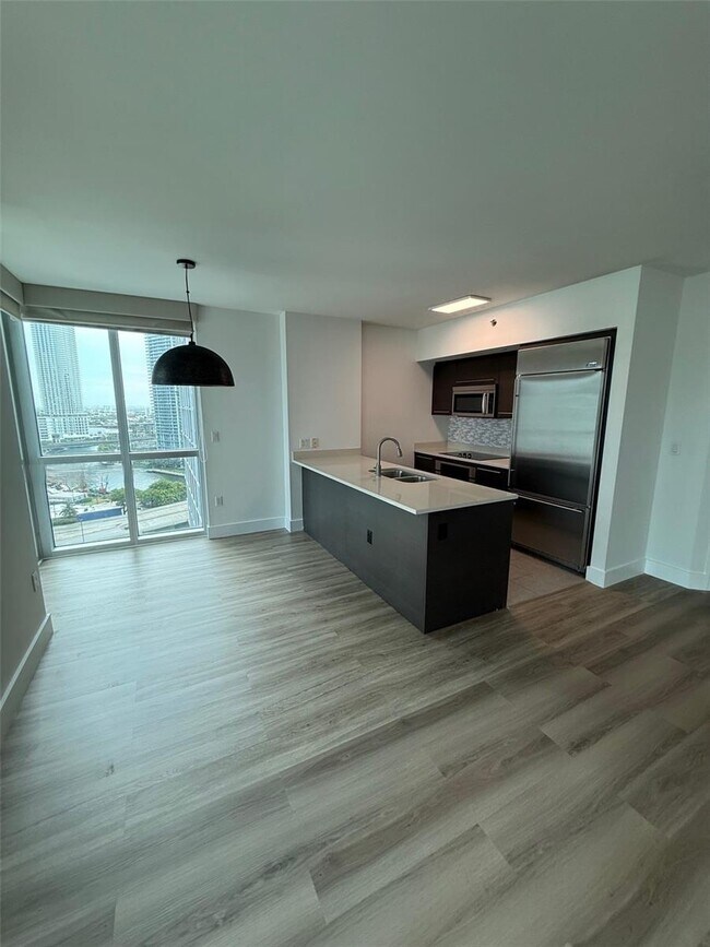 Foto del edificio - 55 SE 6th St