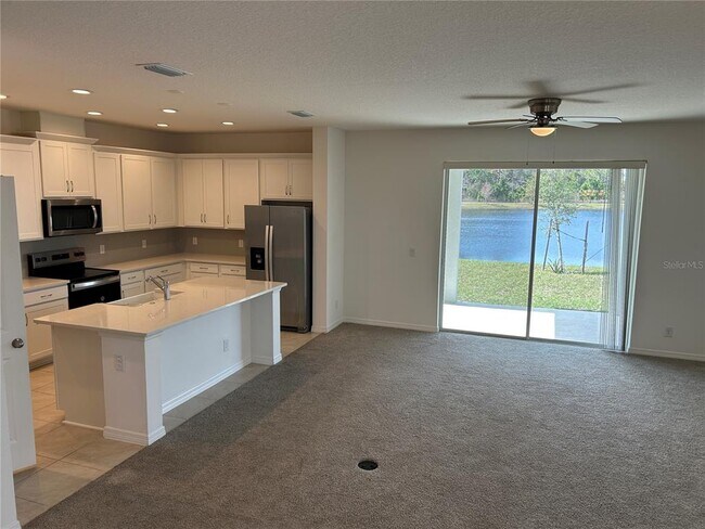 Foto del edificio - 2024 Iorio St