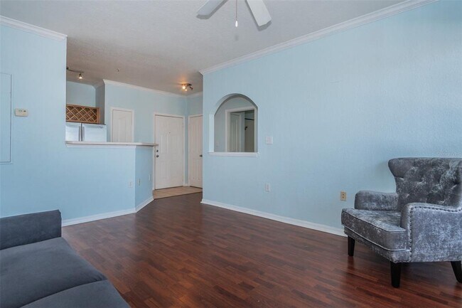 Building Photo - 5000 Culbreath Key Way