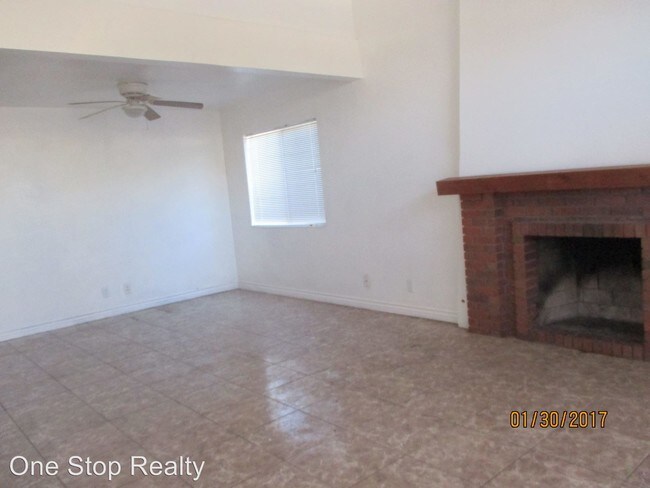 Foto del edificio - 7247 Enterprise Dr