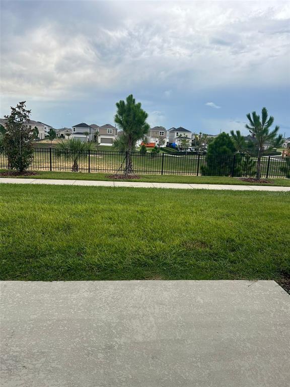 Foto del edificio - 661 Stoney Pointe Cir