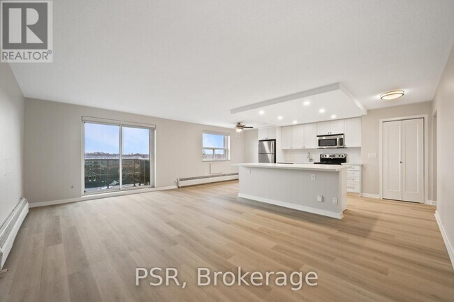 Building Photo - 2300 Marine Dr